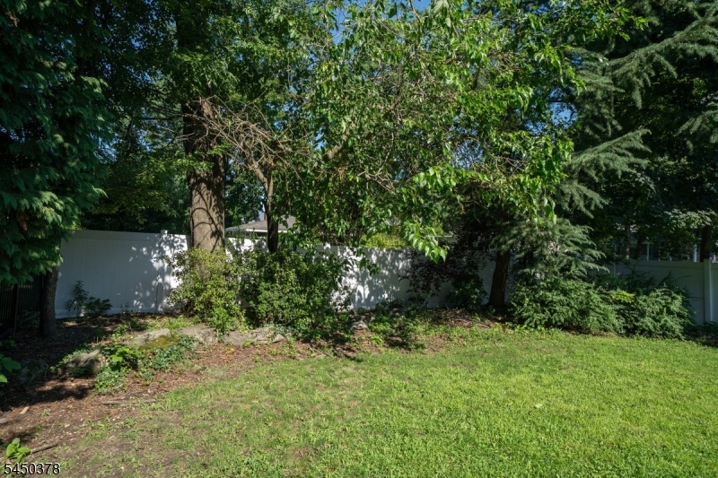 519 Old Boonton Rd