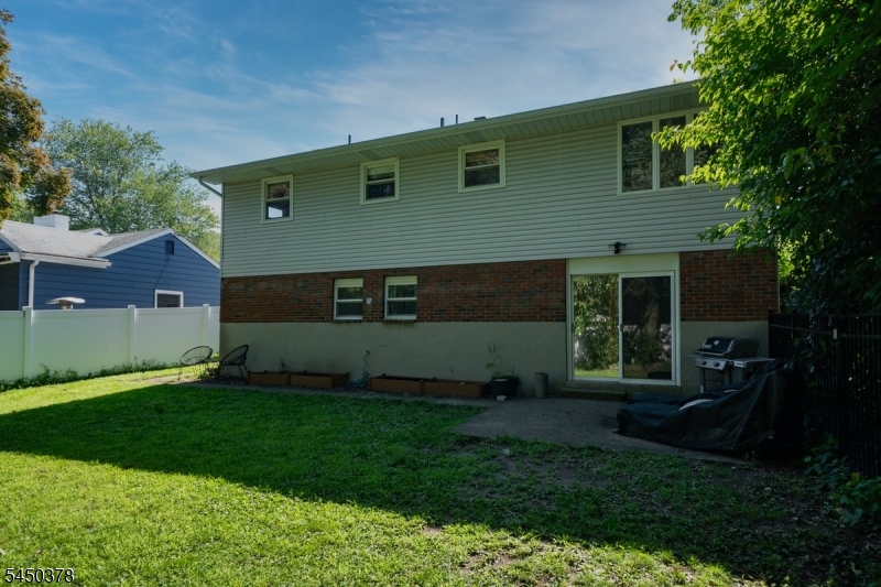 519 Old Boonton Rd