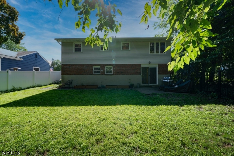 519 Old Boonton Rd