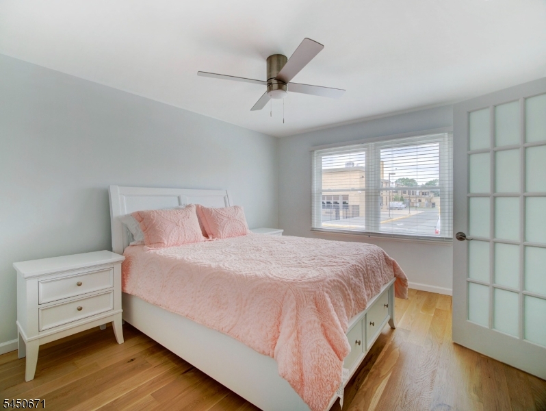21 N 18th St