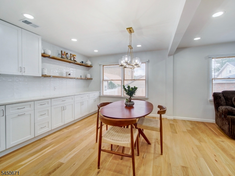21 N 18th St