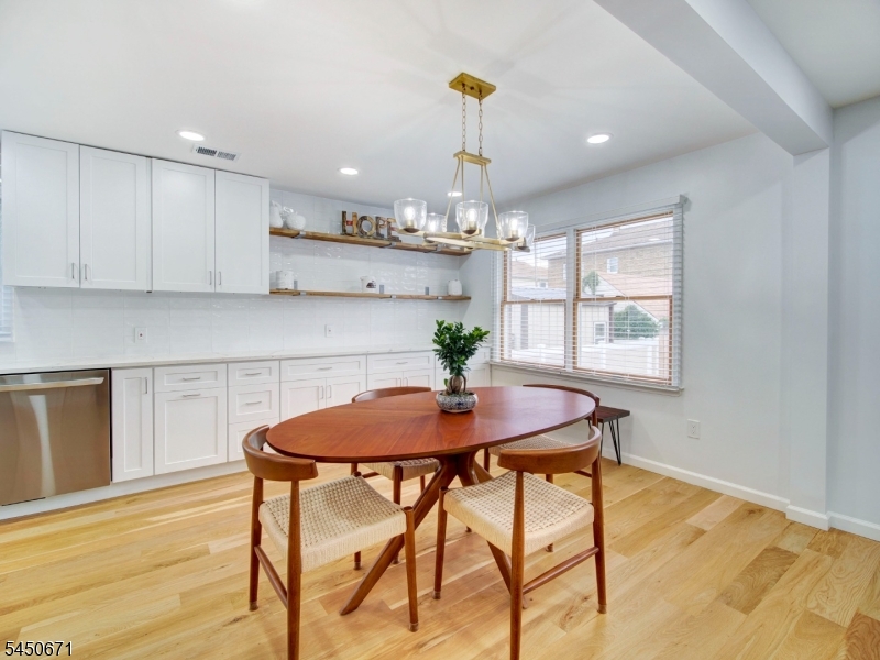 21 N 18th St