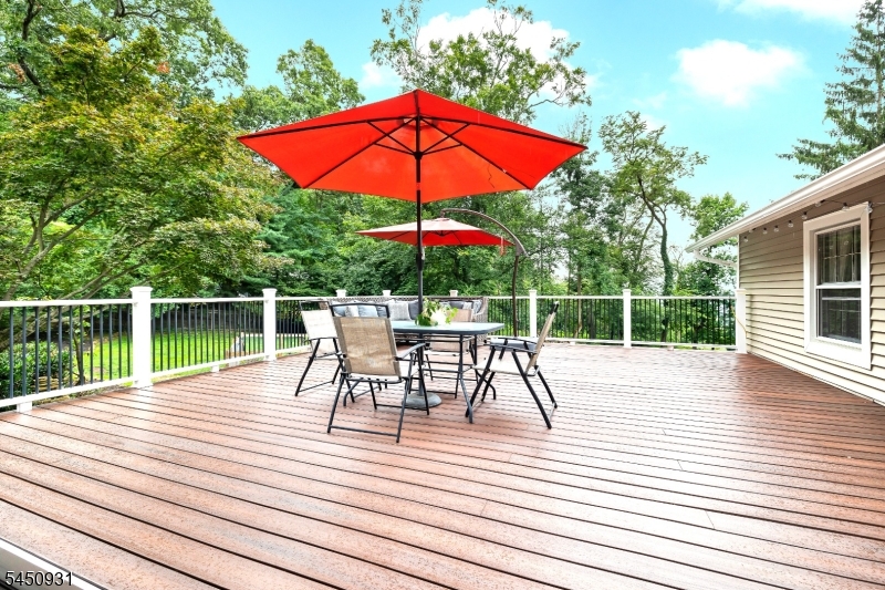 248 Johnston Dr