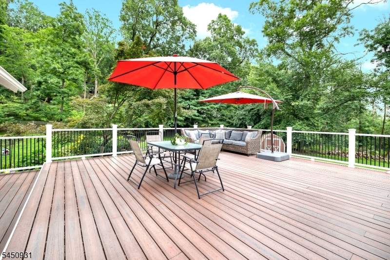 248 Johnston Dr