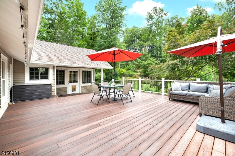 248 Johnston Dr