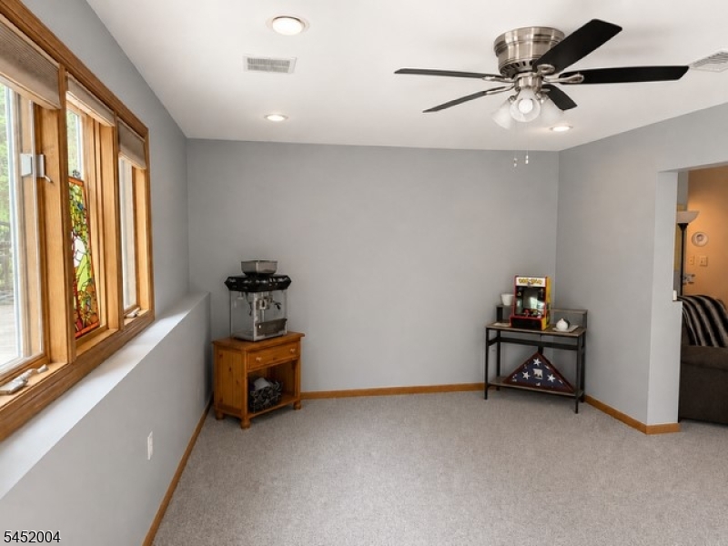 72 W Lake Shore Dr
