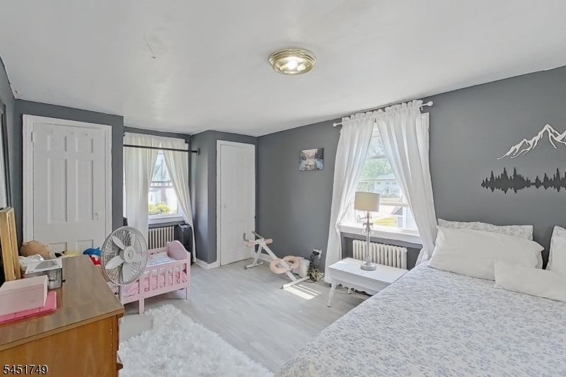 112 Elmwood Dr