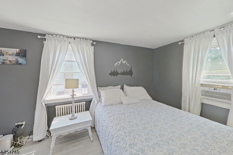 112 Elmwood Dr