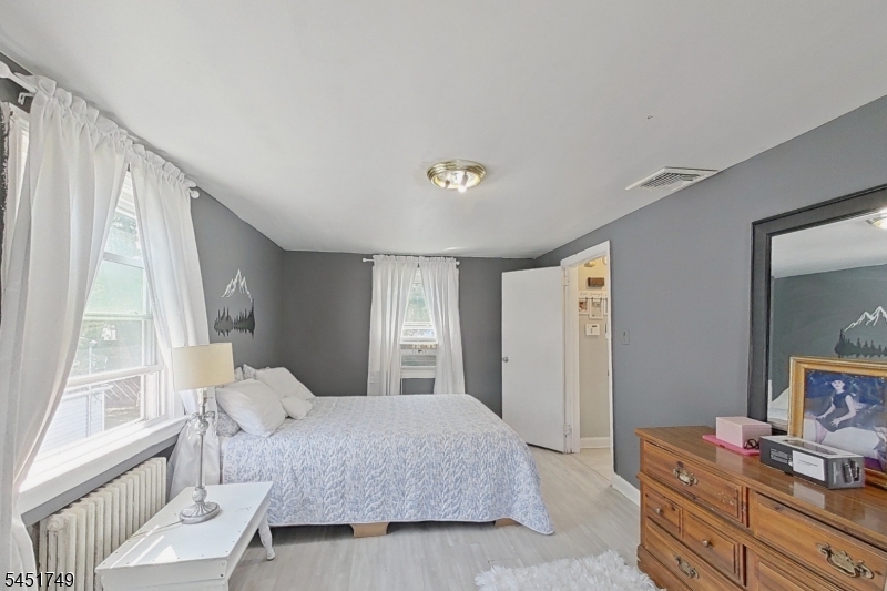 112 Elmwood Dr