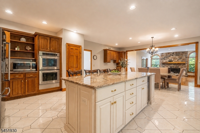 40 Newland Ct