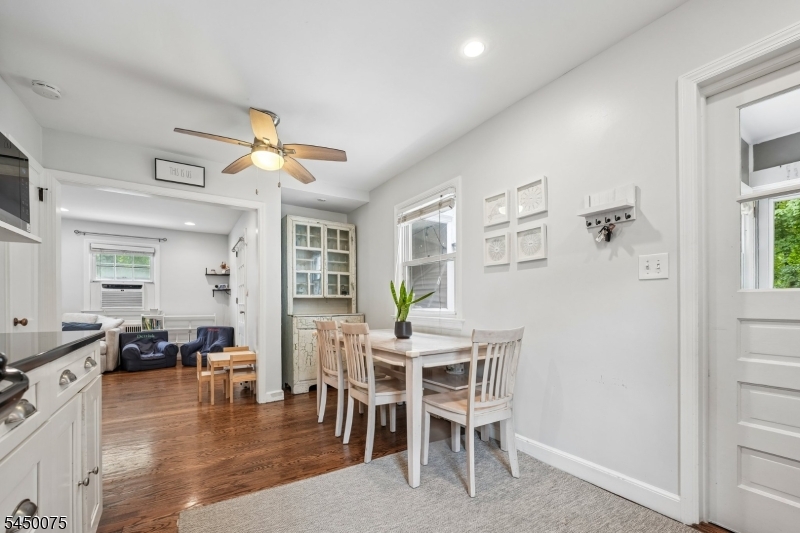 36 Burnet Hill Rd