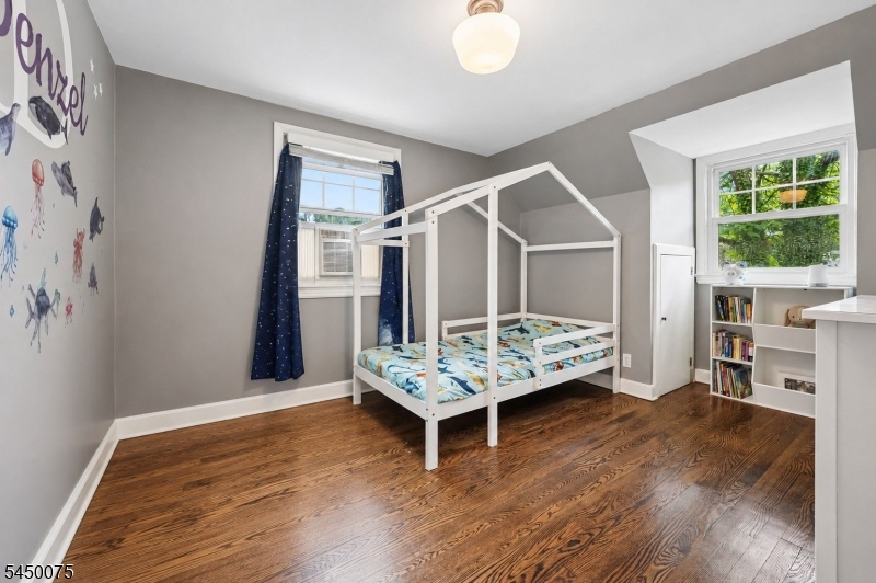 36 Burnet Hill Rd