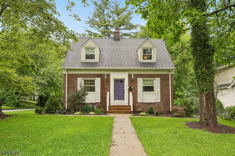 36 Burnet Hill Rd