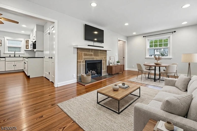 36 Burnet Hill Rd