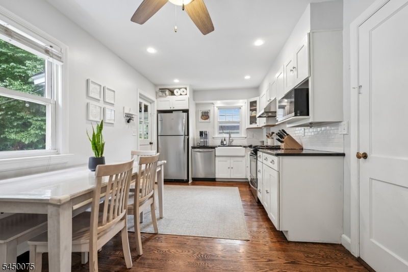36 Burnet Hill Rd
