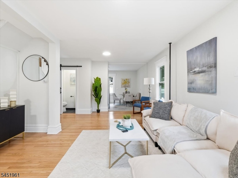 56 Prospect St
