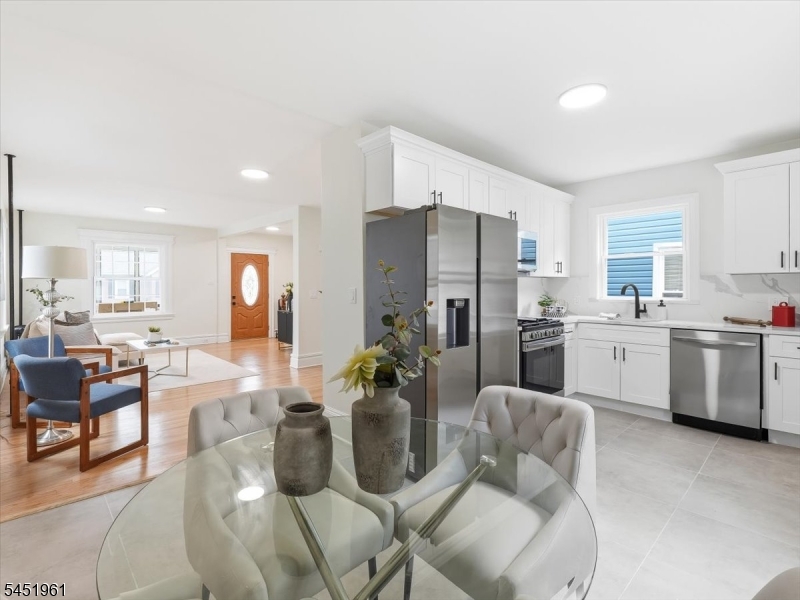 56 Prospect St