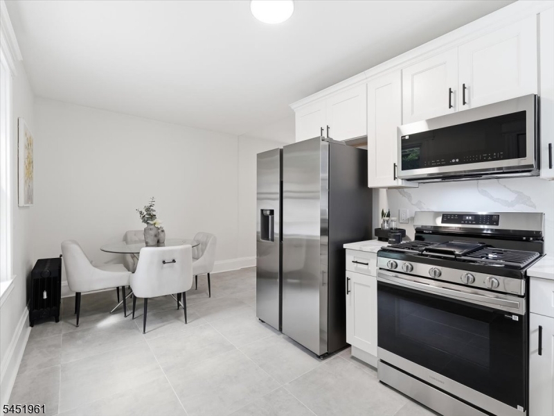 56 Prospect St