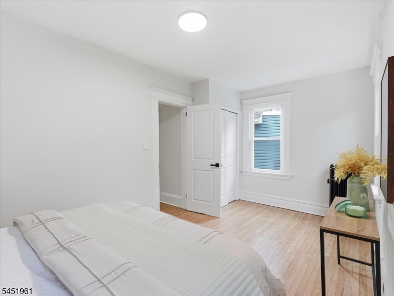 56 Prospect St