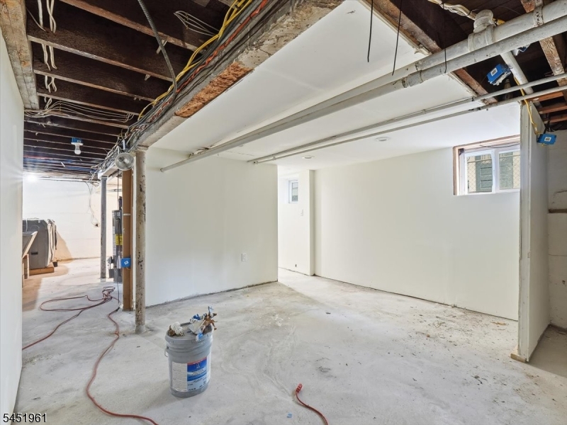 56 Prospect St