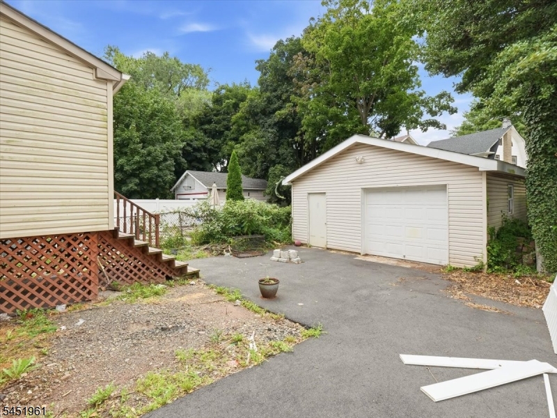 56 Prospect St