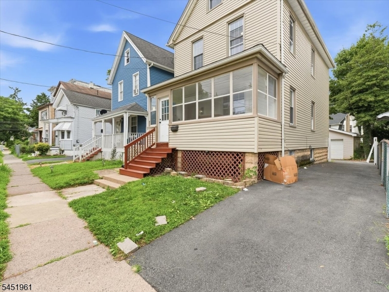 56 Prospect St