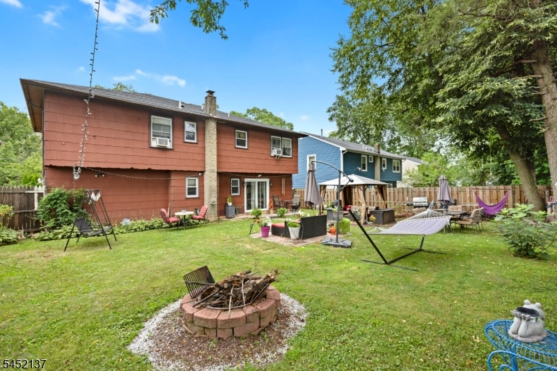 504 Walnut St