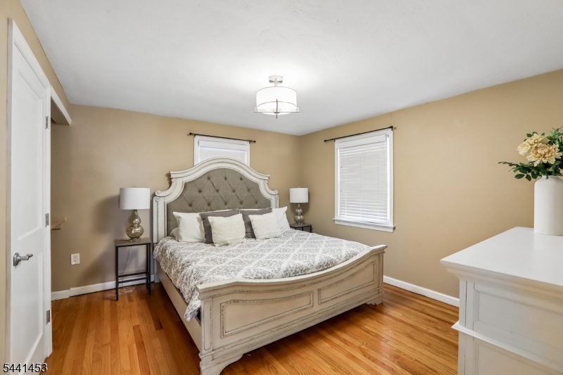 1661 Ramapo Way