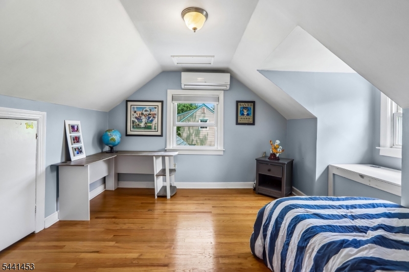 1661 Ramapo Way