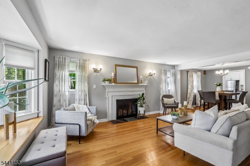 1661 Ramapo Way