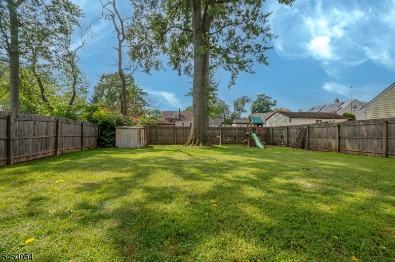 4 Ruth Place