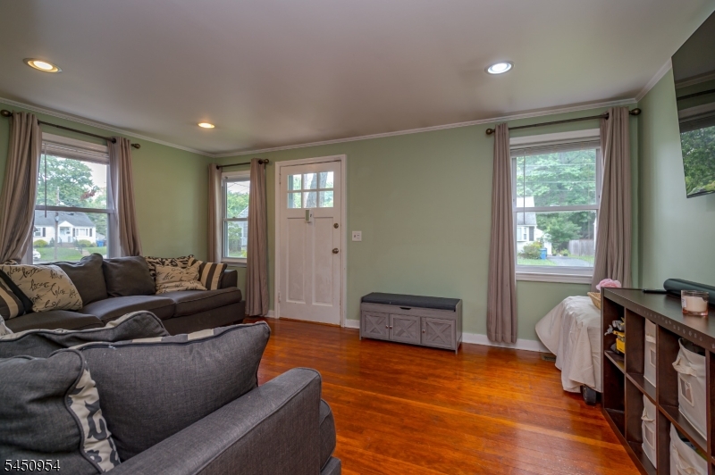 4 Ruth Place