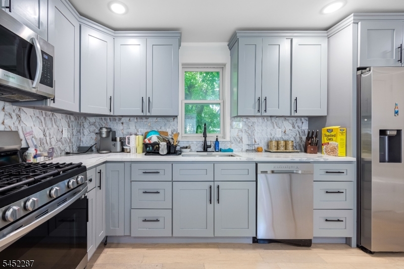 203 Queen Anne Rd