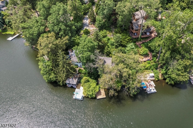 151 Pine Tree Rd