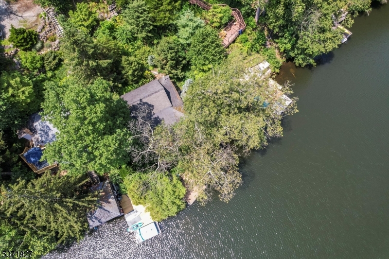 151 Pine Tree Rd