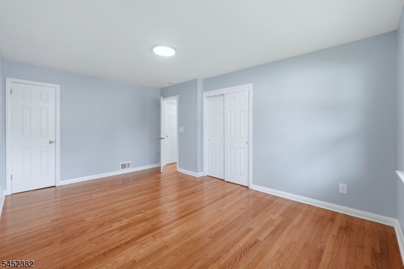 88 6Th St