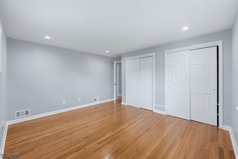 88 6Th St