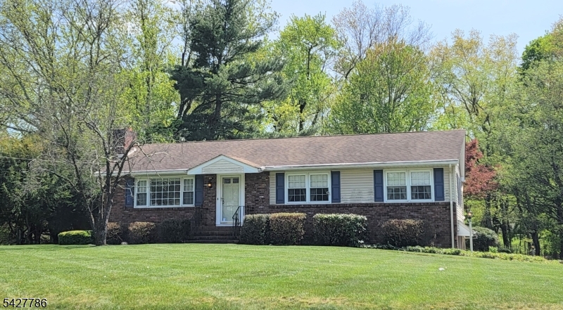 484 Stony Brook Dr