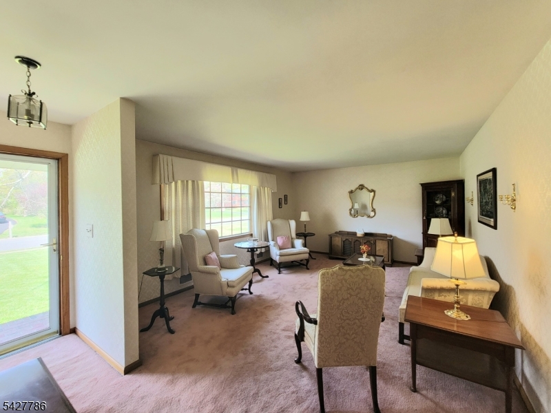 484 Stony Brook Dr