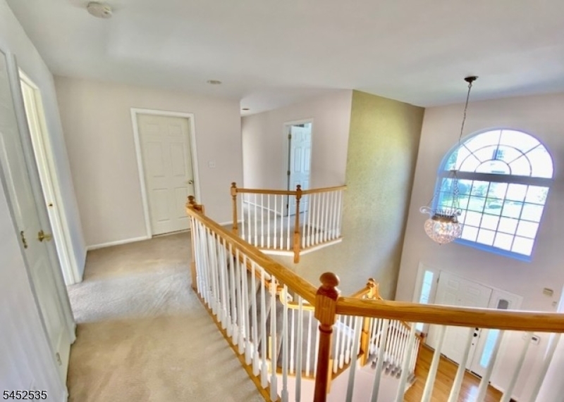 24 Skurka Ct