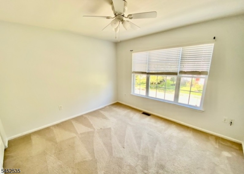 24 Skurka Ct