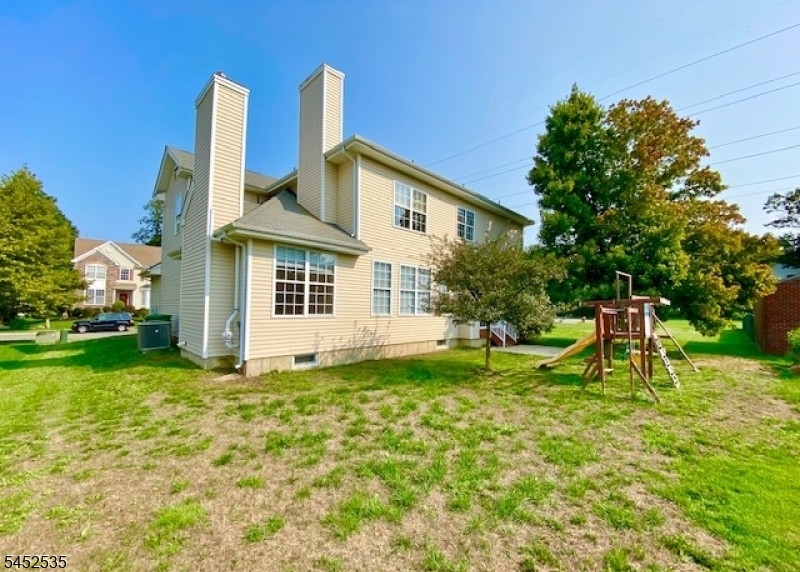 24 Skurka Ct