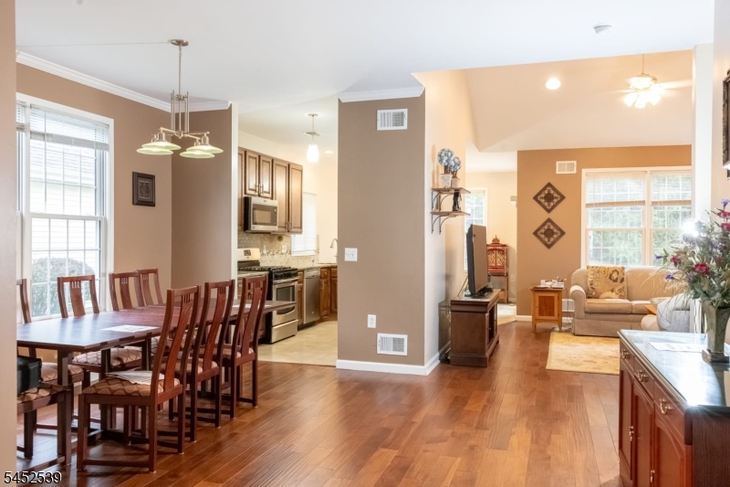 19 Bayard Rd