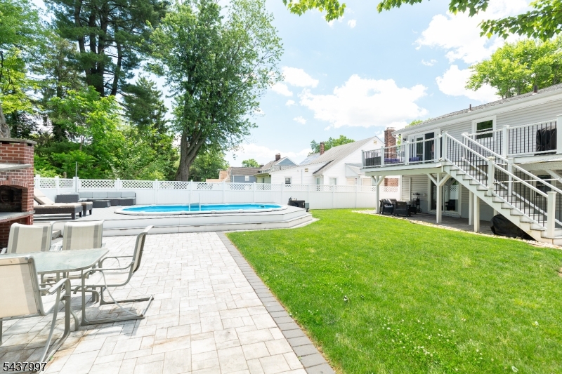 411 Lum Ave