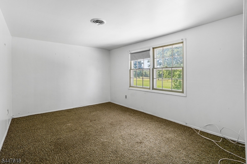 74 Country Club Rd