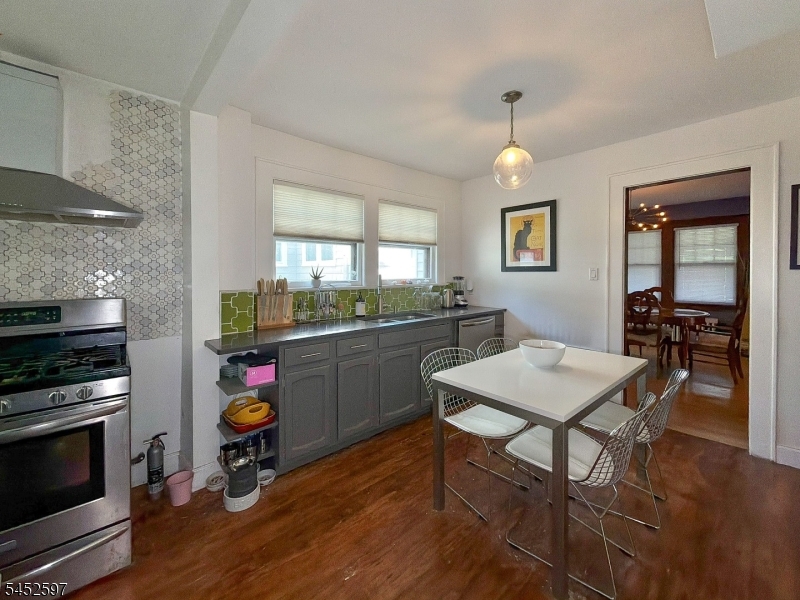 106 Walker Rd