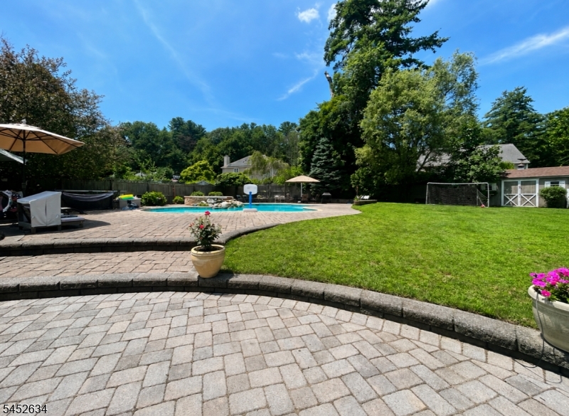 19 Hunterdon Pl