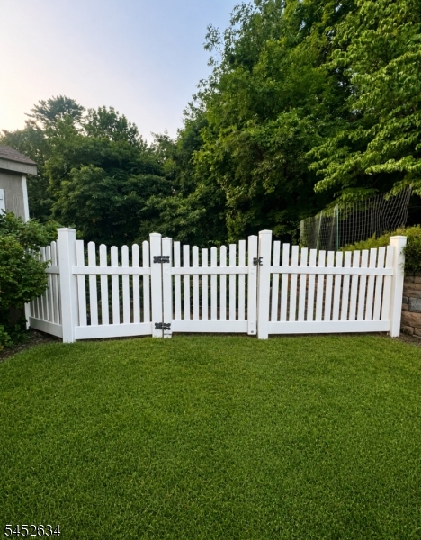 19 Hunterdon Pl