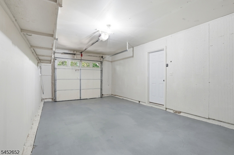 3 Conklin Ave