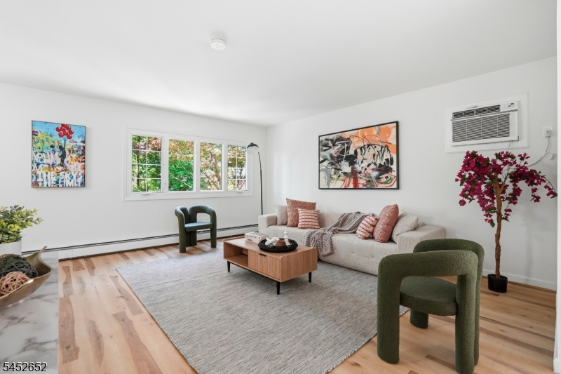 3 Conklin Ave